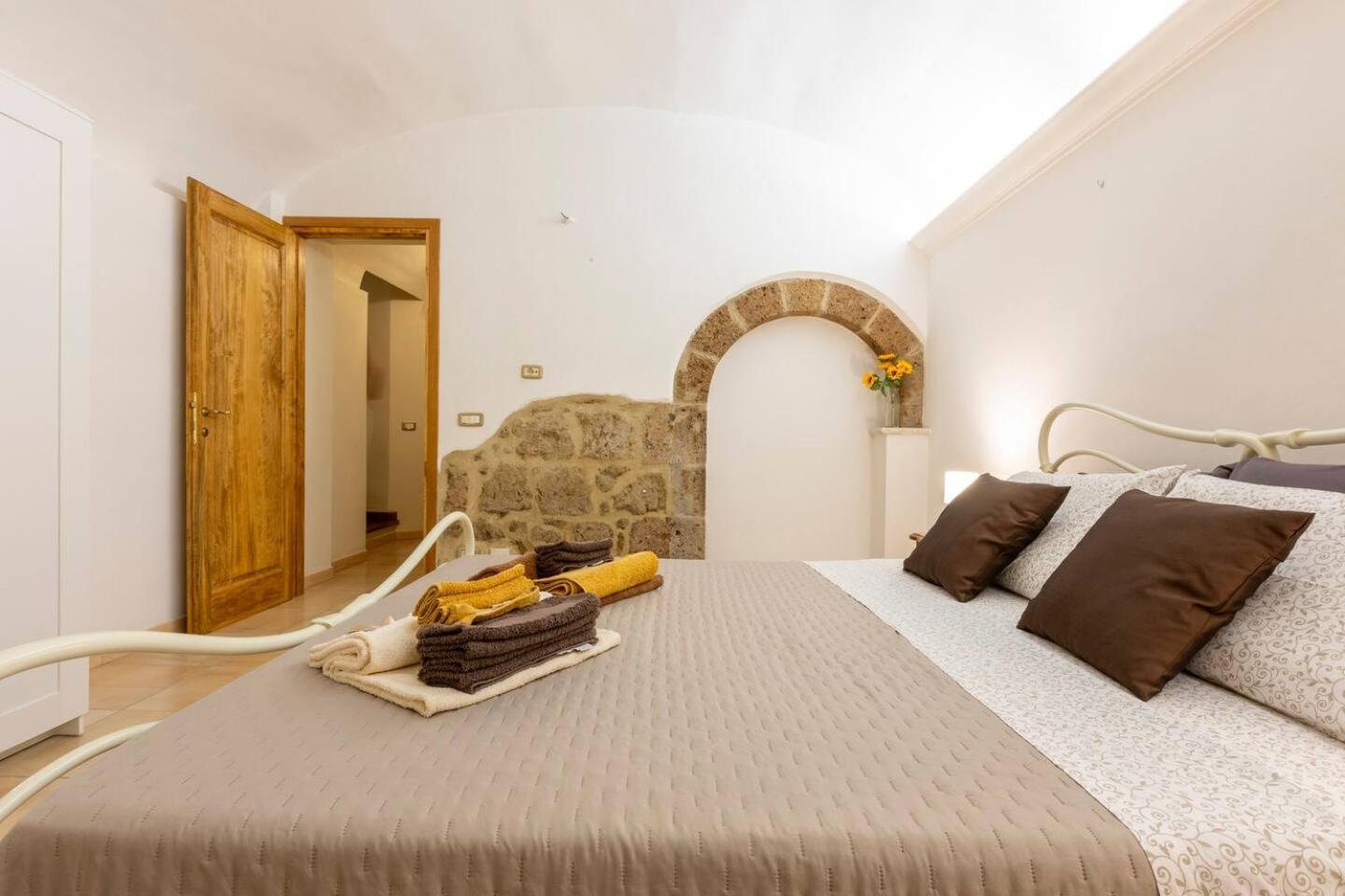 Casa Delia Apartment Pitigliano Bagian luar foto