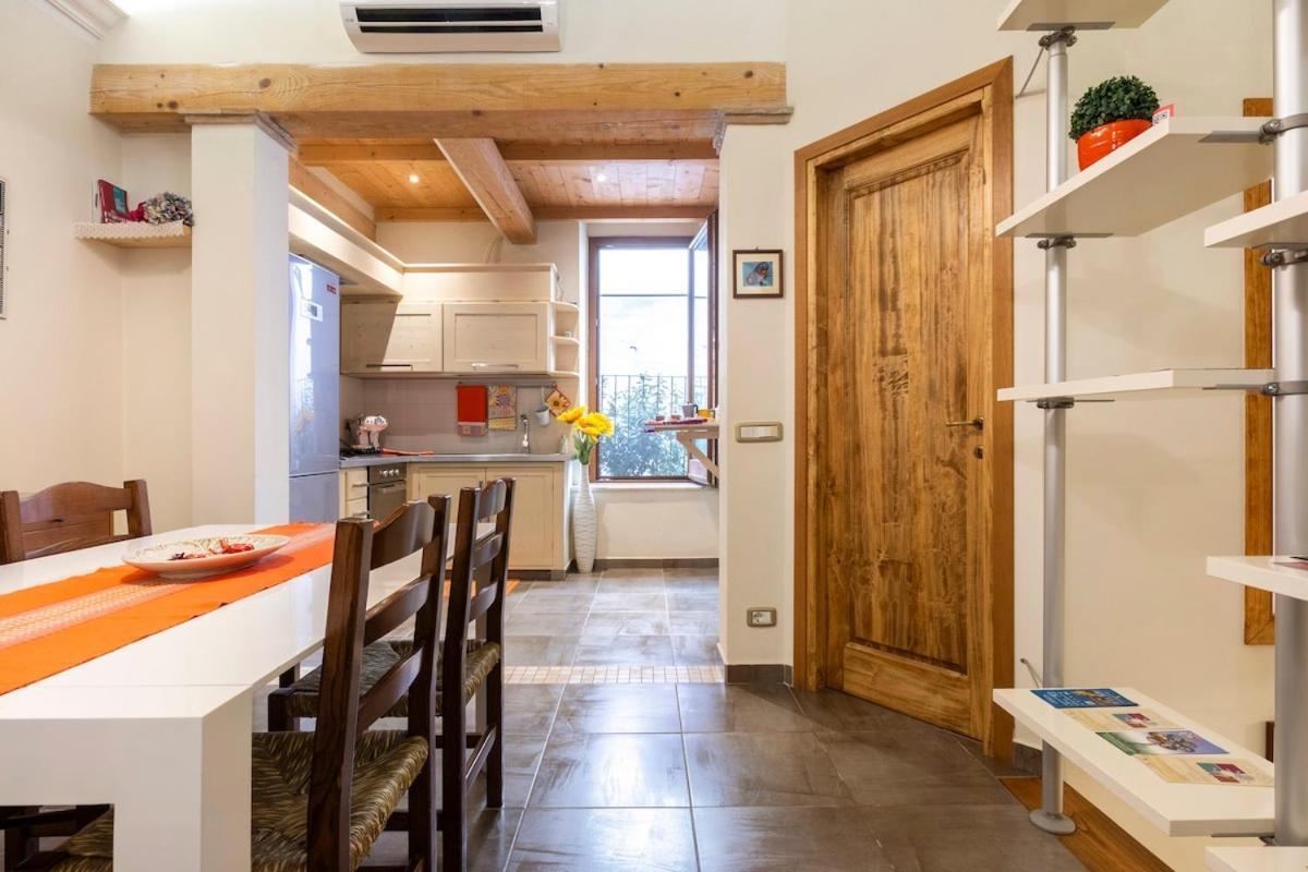 Casa Delia Apartment Pitigliano Bagian luar foto
